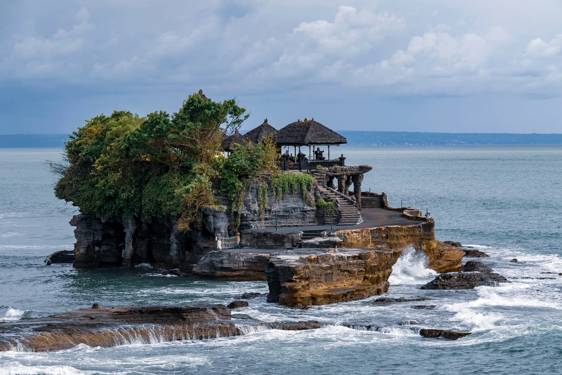 True Blue Bali Trip Bali scenic icons Tanah Lot sunset tour sea temple