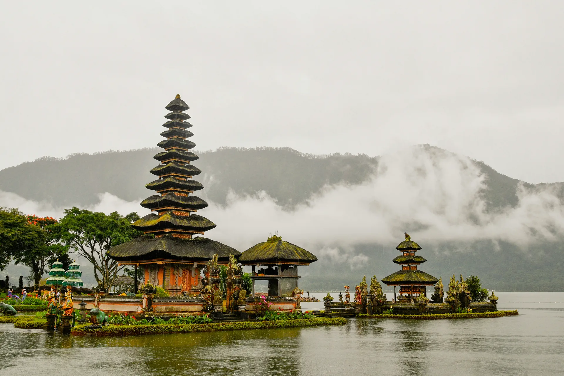 True Blue Bali Trip full day private North Tabanan highland lake tour Beratan Lake Temple